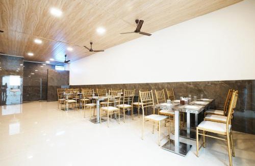 Kalyan Hôtel | Madhav Residency Hotel & Banquet, Kalyan, Mumbai
