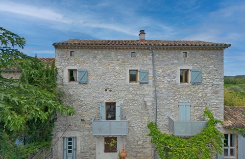 Tornac Appartement | Madi Tornac - One Bedroom Apartment, Sleeps 4