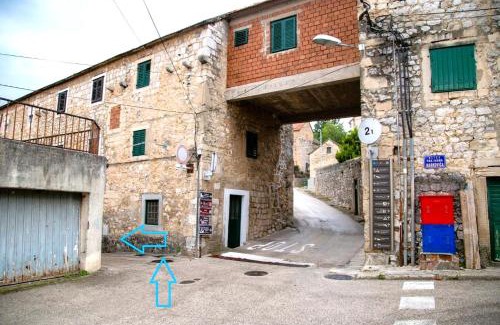 Sinj Appartement | Madona di Sinj