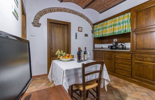 Casamaggiore Appartement | Madone T, appartement dans un agriturismo. Piscine, WiFi, tennis
