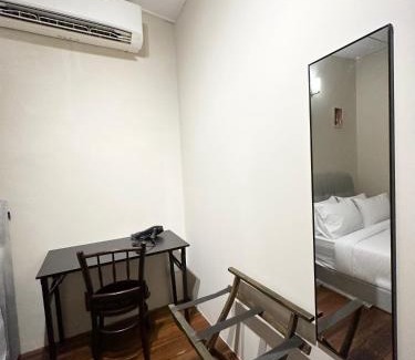 Downtown George Town Maison | Madras Inn 58-1