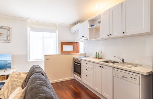 Boat Harbour Maison | Maestral II, 27a Richardson Ave - 290 metres from the waters edge , Air Con
