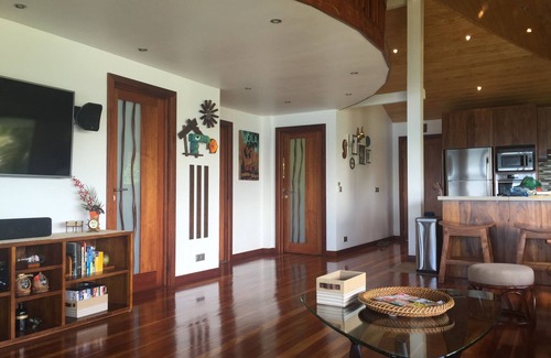 Bora Bora Maison | Maeva Hoa - Bora Bora Lagoon Luxury View Mountainside Bungalow