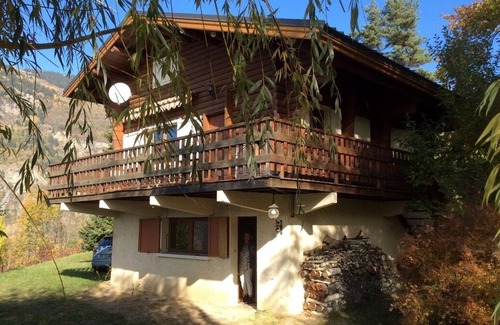 Saint-Martin-sur-la-Chambre Chalet De Ski | Magnifique Chalet en Bois Familiale