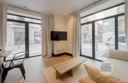 Barrio de La Latina Appartement | Magia Madrileña para 4 en Calle del Aguila E3