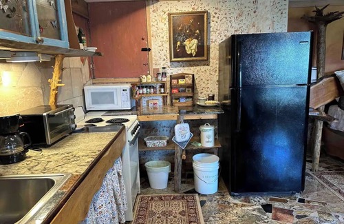 Coeymans Hollow Autre | Magic Forest Farm's Mountain View Suite