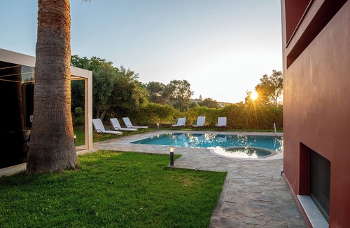 Xiro Chorio Villa | Magic Media Resort