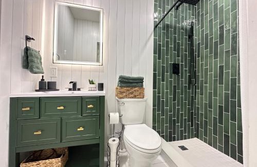 South Venice Maison | Magic Secluded Suite-Pool-Sauna plus Lake View Venice Florida