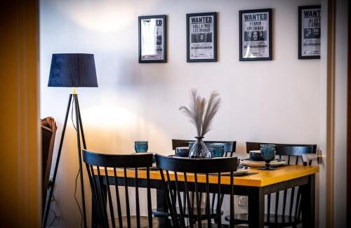 Gay Village Appartement | Magical - 2Bed Apartment- City Centre-Free Parking
