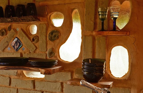 Villa de Leyva Cabine | Magical, earthen, unique hand made cabin. Relax and breath fresh air.