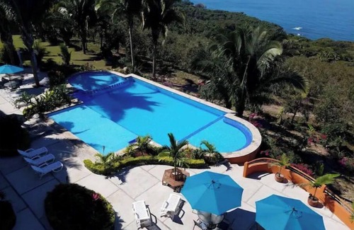 Chacala Copropriété | Magical Ocean Views in a 1 bedroom Jungle Paradise! Long term stays welcome!
