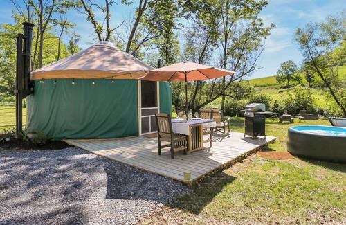 Lenhartsville Cabine | Magical Yurt