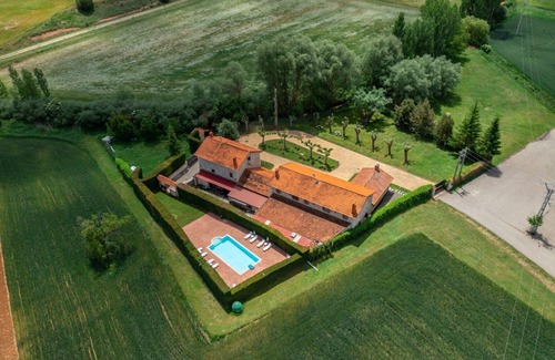 Banos de Valdearados Villa | Magnificent Finca in natural space with all services