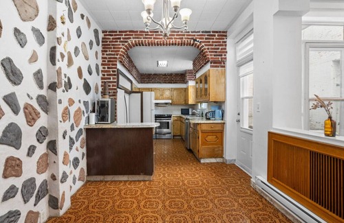 Plateau Mont Royal Appartement | Magnificent 4BR in Downtown Mont-Royal ZD0