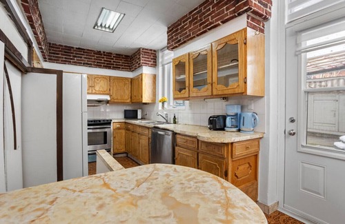 Plateau Mont Royal Appartement | Magnificent 4BR in Downtown Mont-Royal ZD0