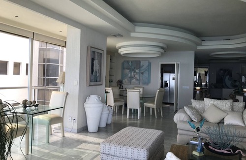 Club Deportivo Copropriété | Magnifique Penthouse Beachfront Acapulco