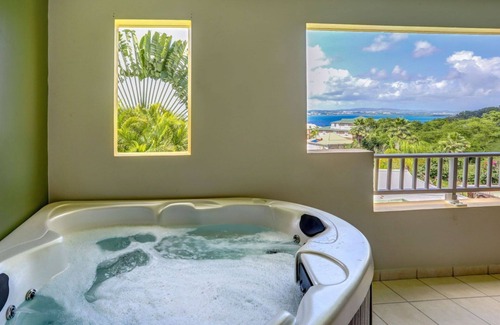 Pointe du Bout Appartement | Magnificent apartment with jacuzzi