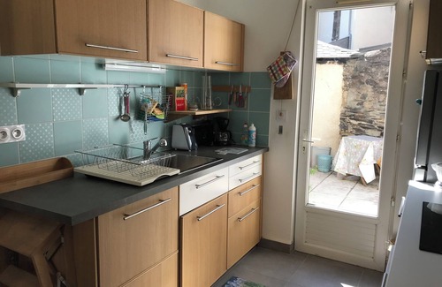 Saint-Serge Appartement | Magnificent apartment in the center of Angers with small garden