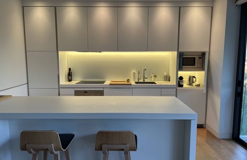 Caldes de Malavella Appartement | Magnifique penthouse situé au cœur du domaine Camiral Golf & Wellness-Barcelone