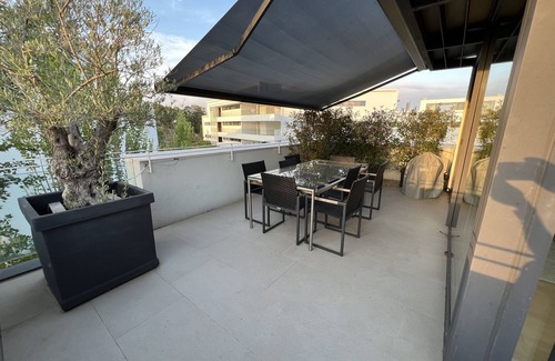 Caldes de Malavella Appartement | Magnifique penthouse situé au cœur du domaine Camiral Golf & Wellness-Barcelone