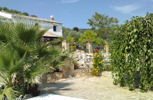 Priego de Cordoba Villa | Magnifique villa avec vue extraordinaire sur les montagnes.
