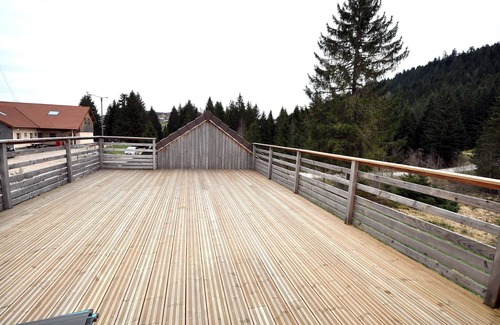 Gerardmer Chalet De Ski | Magnifique chalet Gerardmer bois 230m2 15 couchages jacuzzi proche piste ski