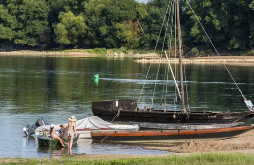Bouchemaine Maison | Magnificent house on the banks of the Loire, ideal for families