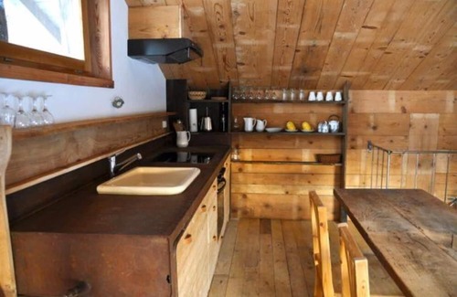 La Tzoumaz Chalet De Ski | Magnifique petit chalet sur la piste La gouille à l’ours
