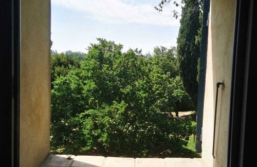 Orange Autre | Magnifique Mas provençal. Sans vis à vis avec piscine et grand jardin clos.