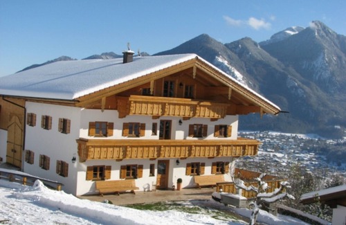 Grassau Appartement | "Herrlicher Bergblick****" 140 qm, 4-Sterne Familienwohnung mit Südwest-Terrasse