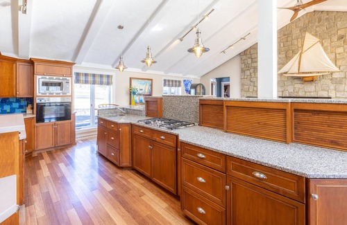 York Maison | Magnificent Private Riverfront Estate in Maine, on 3.5 Acres