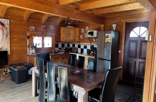 Erckartswiller Chalet De Ski | Magnifique chalet du Katzeroller, au calme avec SPA privatif.