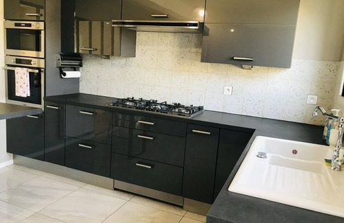 Liffre Maison | Magnifique maison spacieuse billard baby foot jacuzzi