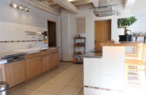 Pont-Saint-Esprit Villa | Maison de charme sans vis-à-vis, parc de 3800 m2 - idéal pour 1-2 famille(s)