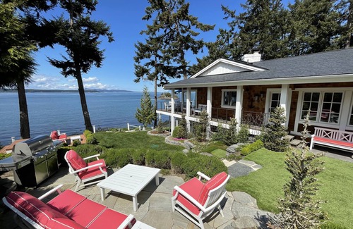 Eastsound Maison | Magnificent up-close WATERFRONT "SunBright Le Reve" Premier Westside Orcas