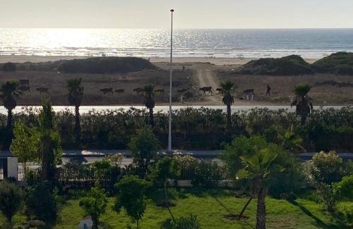 Hjar Ennhal Appartement | Magnifique Appart Tanger Vue Mer Plage à 100m Calme et Nature
