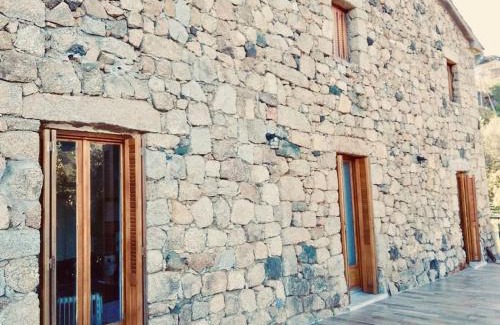 Eccica-Suarella Maison | Magnifique bergerie corse du 17eme Siècle à proximité des plages