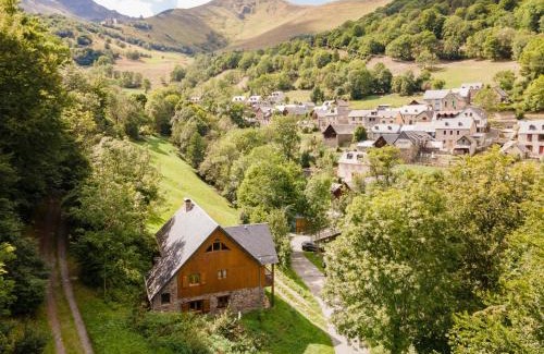 Gouaux-de-Larboust Chalet De Ski | Magnifique chalet à 3km PEYRAGUDES PYRENEES LUCHON