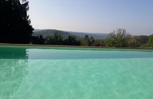 Les Farges Maison | Magnifique chalets en rondins avec SPA et Tipis en plaine Nature Environnement ressourçant au calme vue imprenable Lascaux SPA non disponible juillet et aout
