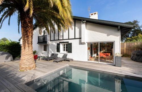 Biarritz Maison | Magnifique maison basque avec piscine 8 pers- Biarritz