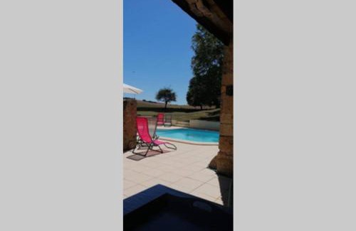 Nuars Maison | Magnifique Maison typique morvan avec piscine