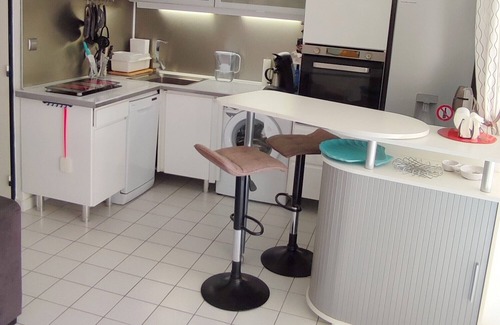 Gruissan Appartement | Magnifique Rez-de-jardin Soigné, à 20m de la Plage !