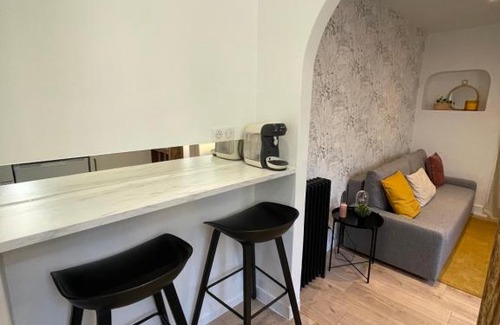 Provins Appartement | Magnifique Studio Cosy avec Terrasse en Centre-Ville