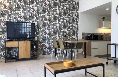 La Ciotat Appartement | T2 a 30 M de la plage et parking prive