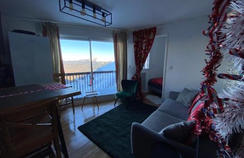 Pla d'Adet Appartement | Magnifique T3 au Pla D Adet (Saint Lary)grand confort entièrement refait à neuf avec une vue exceptionnelle sur la vallée