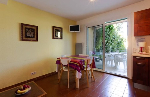 Saint-Cyr-sur-Mer Appartement | Magnifique T3 Terrasse Piscine Privée Proche Plage