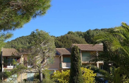 Saint-Cyr-sur-Mer Appartement | Magnifique T3 Terrasse Piscine Privée Proche Plage