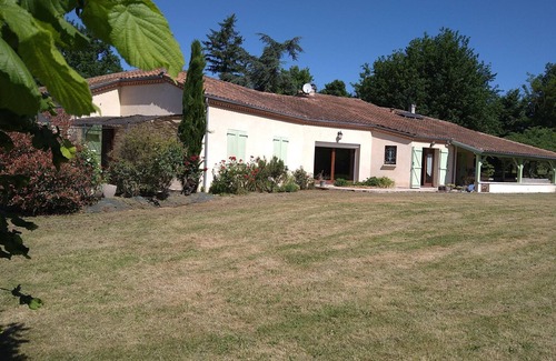 Montcabrier Maison | Magnifique Villa à la Campagne