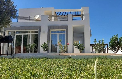 Arkou Villa | Magnifique villa avec piscine sur l’île de Djerba pour vacances