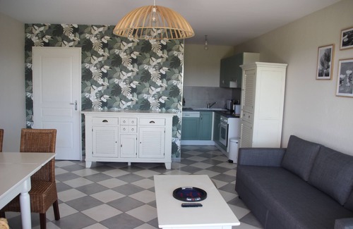 L'Aiguillon-sur-Vie Appartement | magnifique vue sur golf avec piscine, tout confort